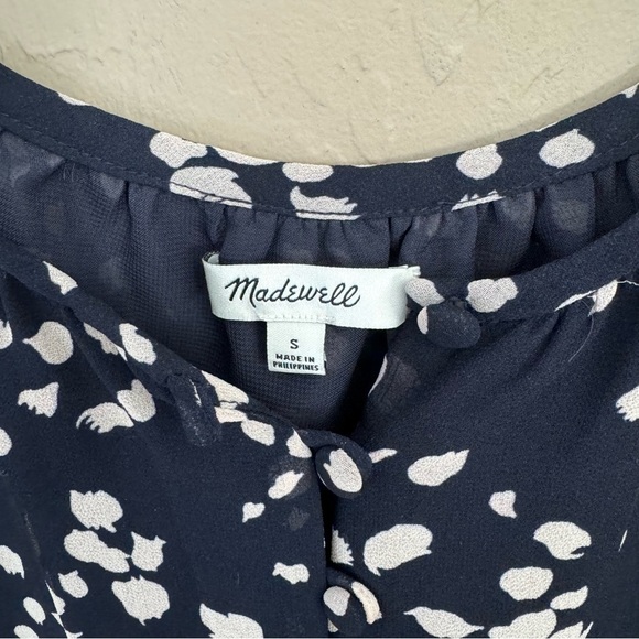 Madewell Chiffon Ruffle sleeve button front Blouse - Picture 3 of 5
